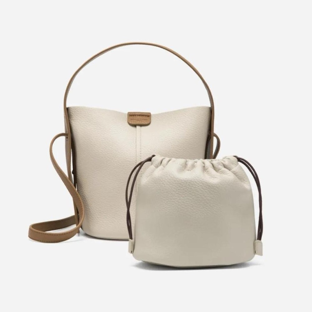 Bucket bag